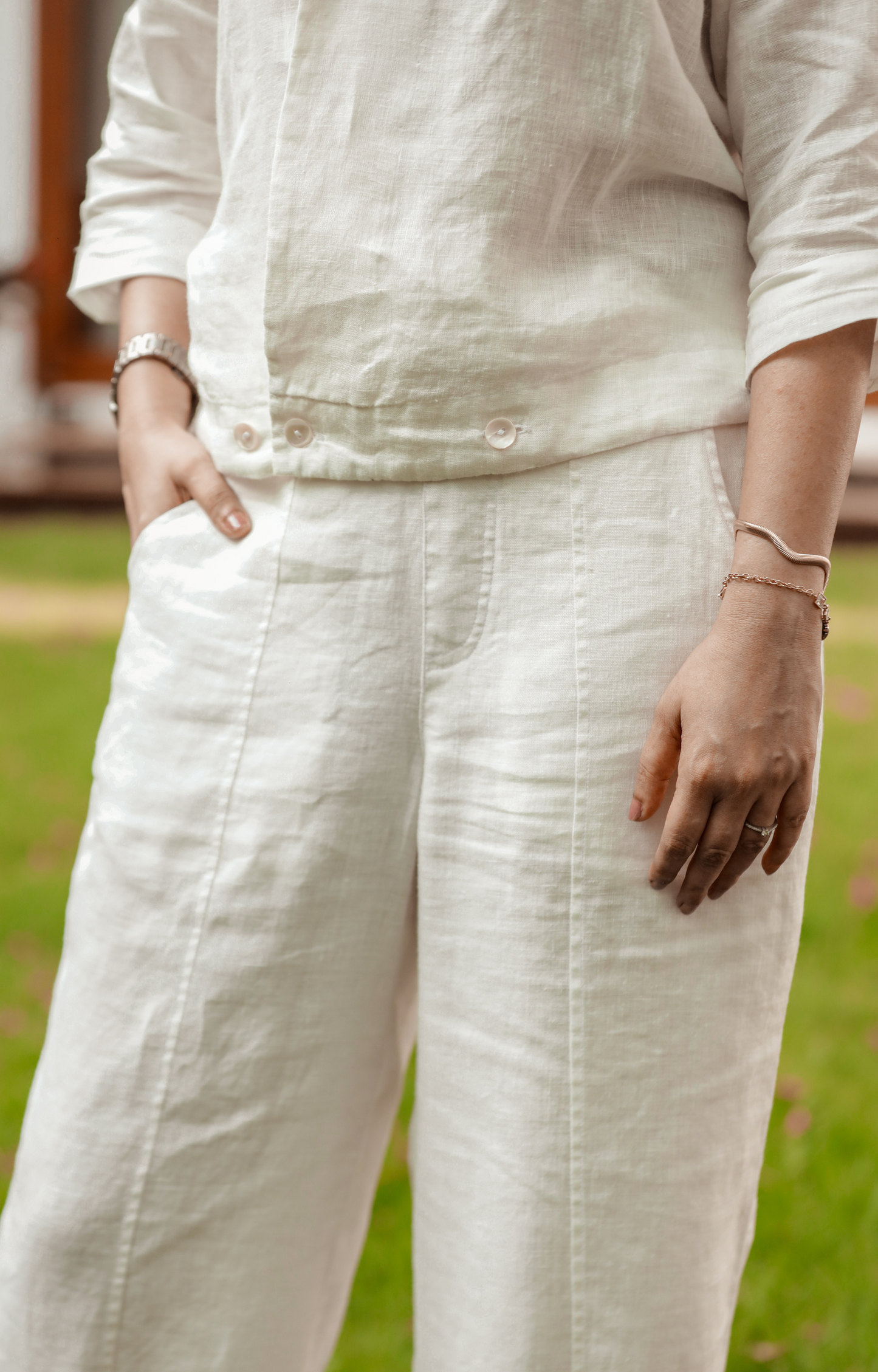 STRAIGHT LEG TROUSER