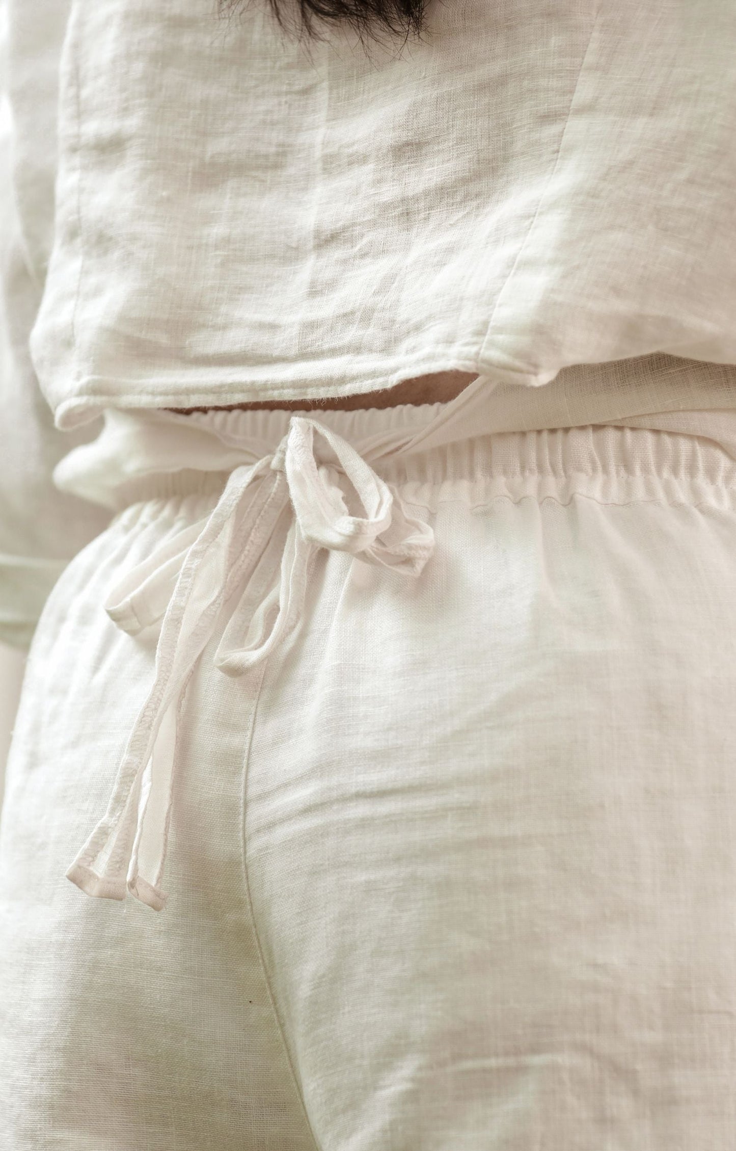 STRAIGHT LEG TROUSER